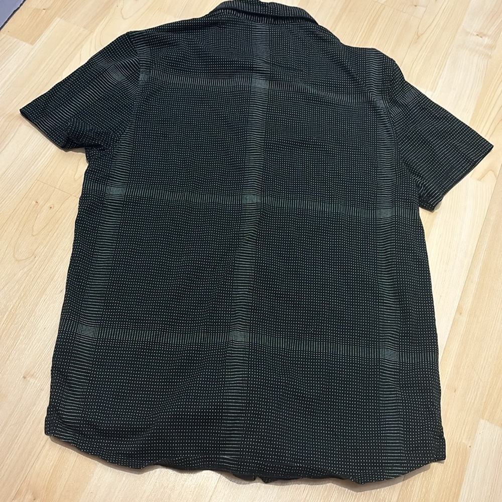 Calvin Klein button down - Picture 7 of 7